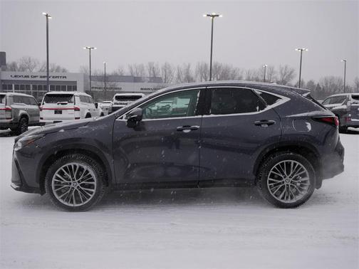 2022 Lexus NX 350h Luxury