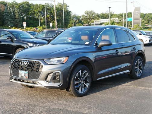 2022 Audi Q5 45 S line Premium Plus