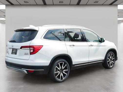 2021 Honda Pilot AWD Elite
