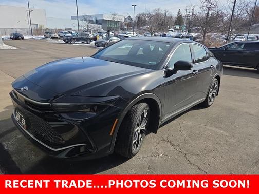 2025 Toyota Crown XLE