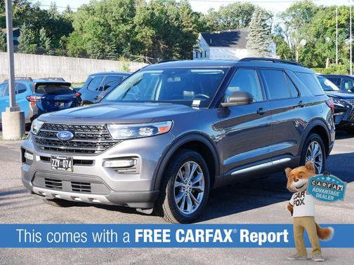 Carbonized Gray Metallic 2021 Ford Explorer XLT