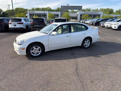 Diamond White Pearl 1998 Lexus GS 400 Base