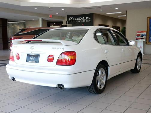 Diamond White Pearl 1998 Lexus GS 400 Base