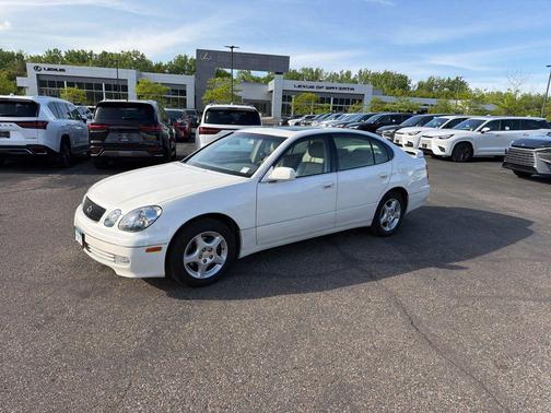 Diamond White Pearl 1998 Lexus GS 400 Base