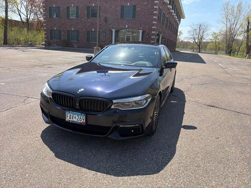 Carbon Black Metallic 2018 BMW 540 xDrive