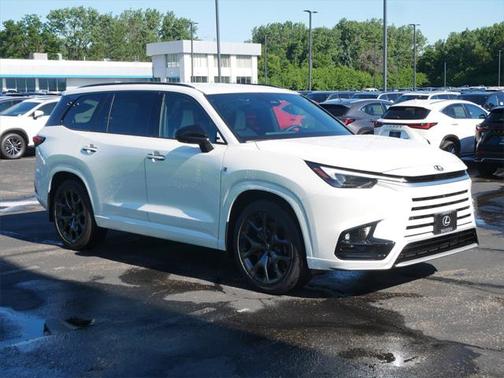 2025 Lexus TX 500h F SPORT Premium