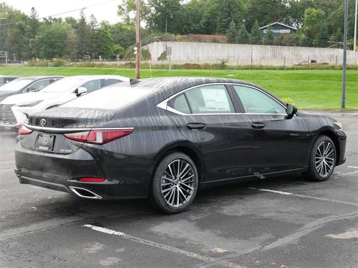 2025 Lexus ES 350 Base