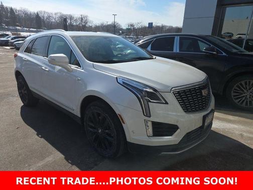 2021 Cadillac XT5 Premium Luxury