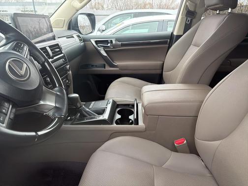 2023 Lexus GX 460 Premium