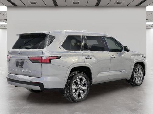 2023 Toyota Sequoia Capstone