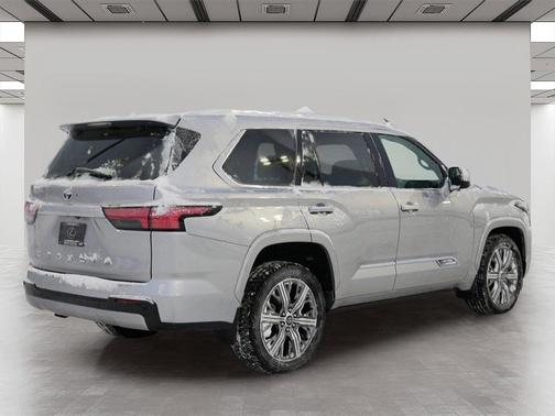 2023 Toyota Sequoia Capstone