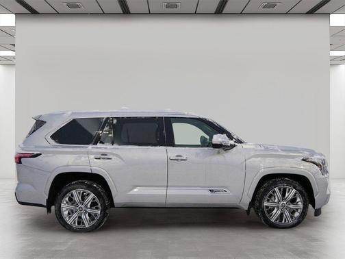 2023 Toyota Sequoia Capstone