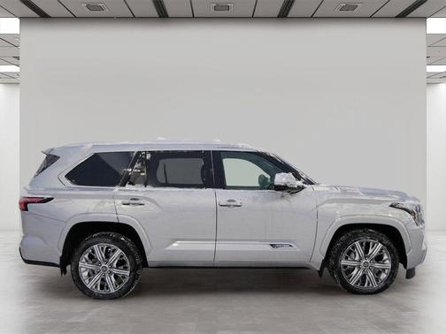 2023 Toyota Sequoia Capstone