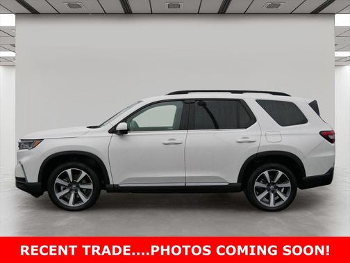 2023 Honda Pilot AWD Elite
