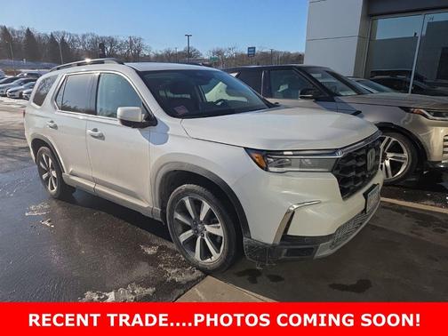 2023 Honda Pilot AWD Elite