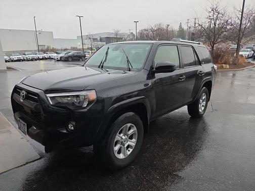 Midnight Black Metallic 2021 Toyota 4Runner SR5