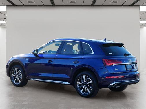 2023 Audi Q5 45 S line Premium