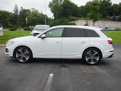 2020 Audi Q7 55 Prestige