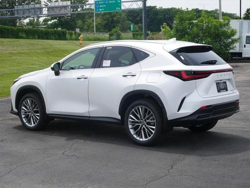 2025 Lexus NX 350 Premium