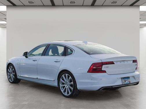 2018 Volvo S90 T8 Inscription