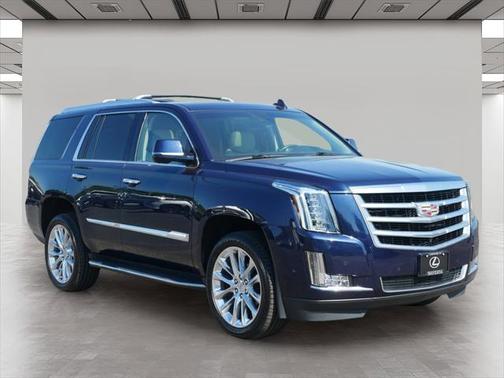 2018 Cadillac Escalade Luxury