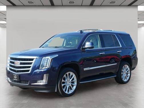2018 Cadillac Escalade Luxury