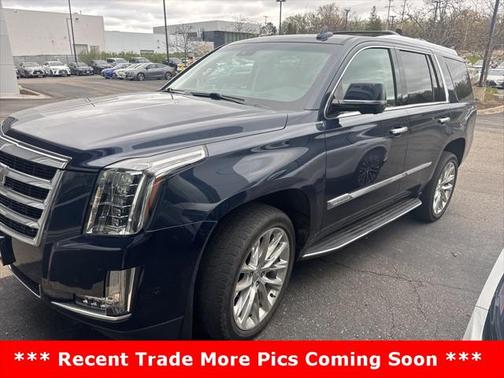 2018 Cadillac Escalade Luxury