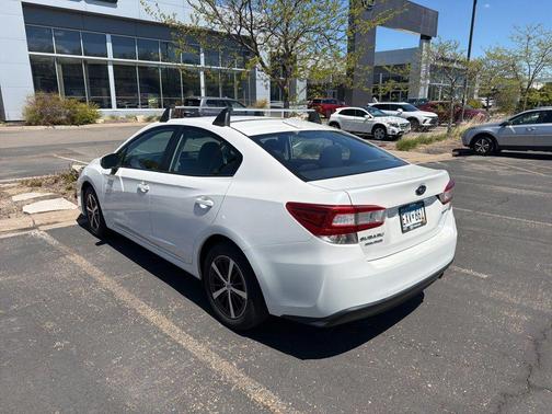 Crystal White Pearl 2021 Subaru Impreza Premium