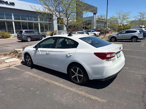 Crystal White Pearl 2021 Subaru Impreza Premium