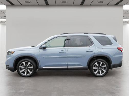 2024 Honda Pilot Touring 8-Passenger