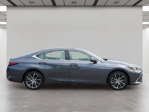 2024 Lexus ES 250 Base