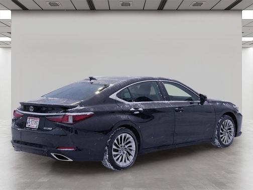 2023 Lexus ES 350 Luxury