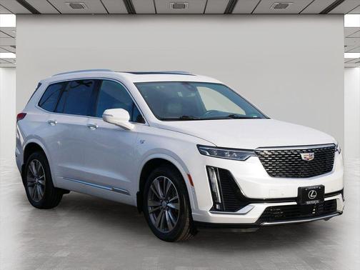 Crystal White Tricoat 2020 Cadillac XT6 Premium Luxury AWD