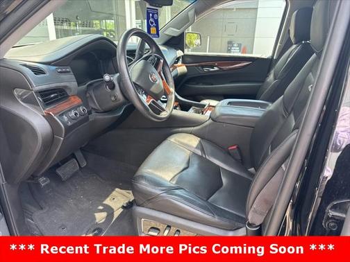2015 Cadillac Escalade Luxury