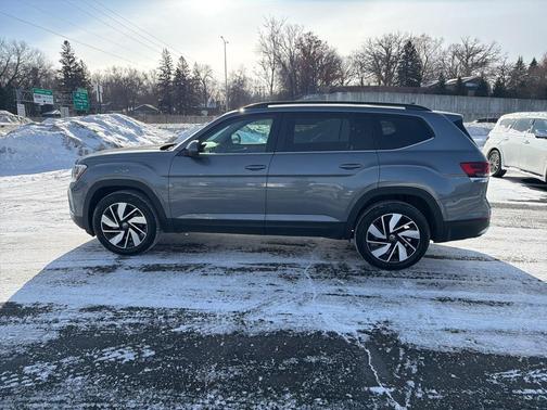 2024 Volkswagen Atlas 2.0T SE w/Technology 4MOTION