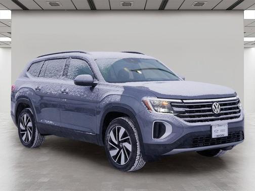 2024 Volkswagen Atlas 2.0T SE w/Technology 4MOTION