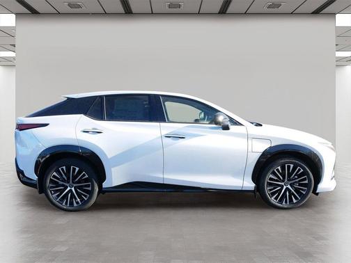 2026 Lexus RZ 350e 