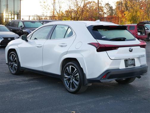 2024 Lexus UX 250h Base