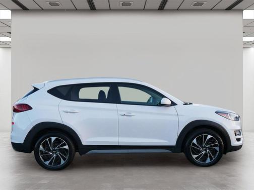 2019 Hyundai TUCSON Sport