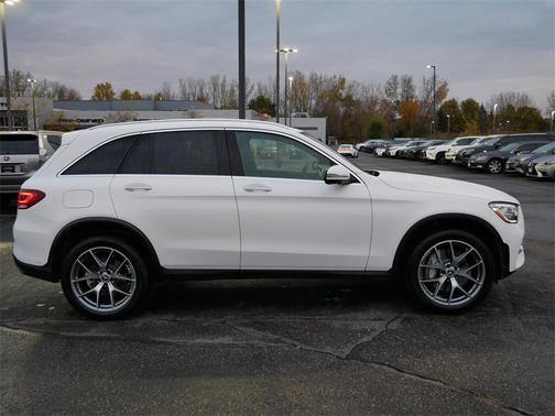 2022 Mercedes-Benz GLC 300 4MATIC