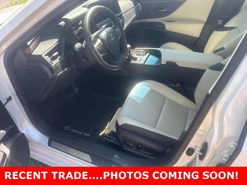 2023 Lexus ES 350 Base