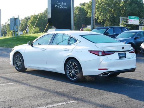 2023 Lexus ES 350 Base