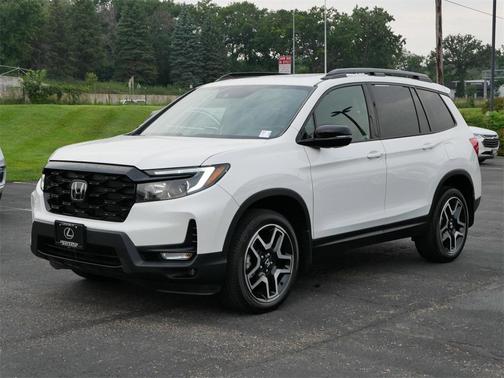2023 Honda Passport AWD Elite