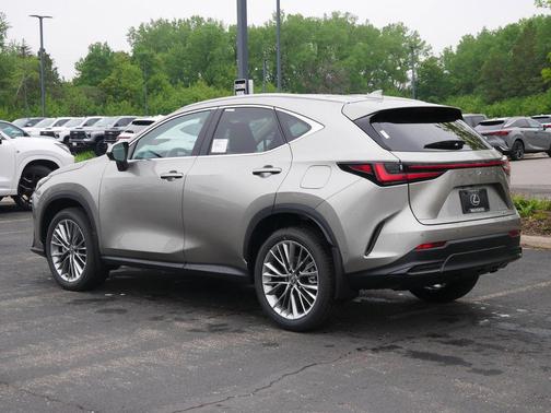 Atomic Silver 2026 Lexus NX 350h Luxury