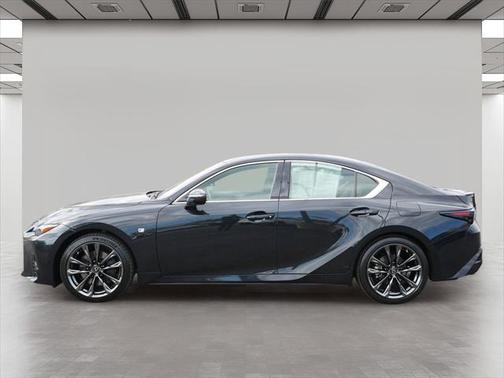 2022 Lexus IS 350 Base