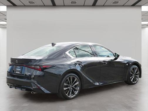 2022 Lexus IS 350 Base