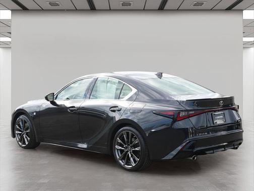 2022 Lexus IS 350 Base