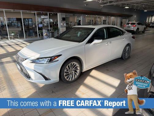 2023 Lexus ES 300h Luxury