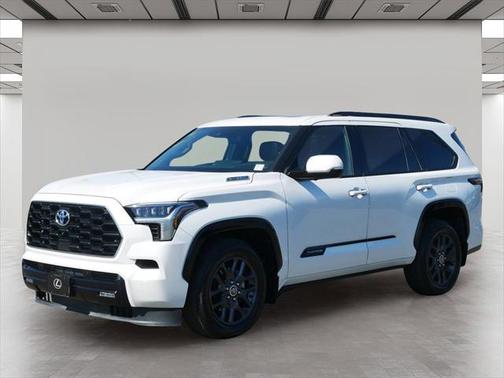 2023 Toyota Sequoia Platinum