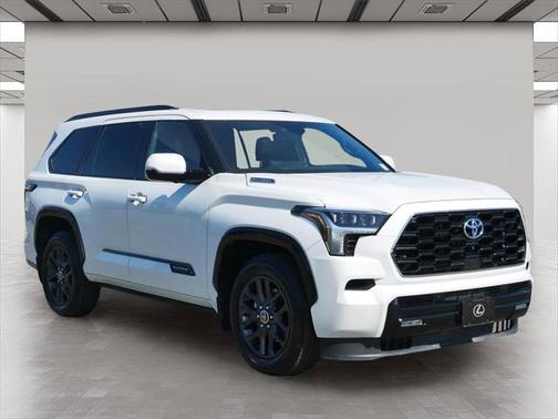 2023 Toyota Sequoia Platinum
